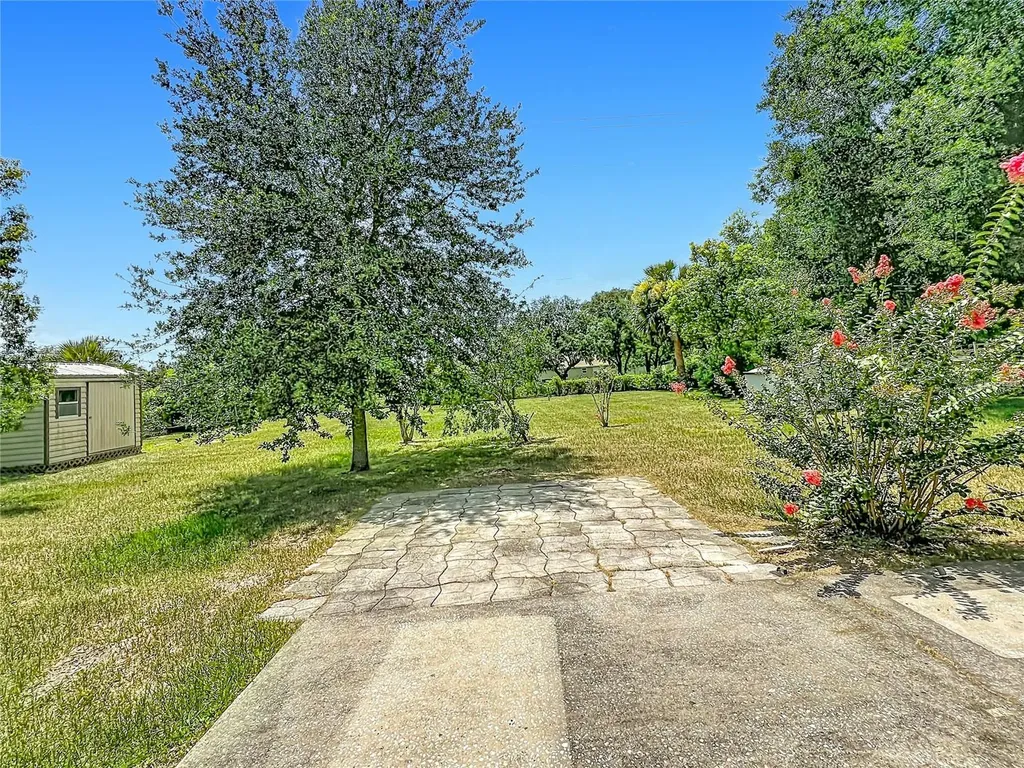 2255 Croat Street Mount Dora FL 32757