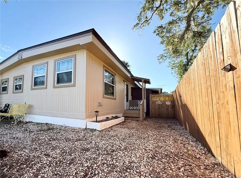 5527 Darlene Street Weeki Wachee FL 34607