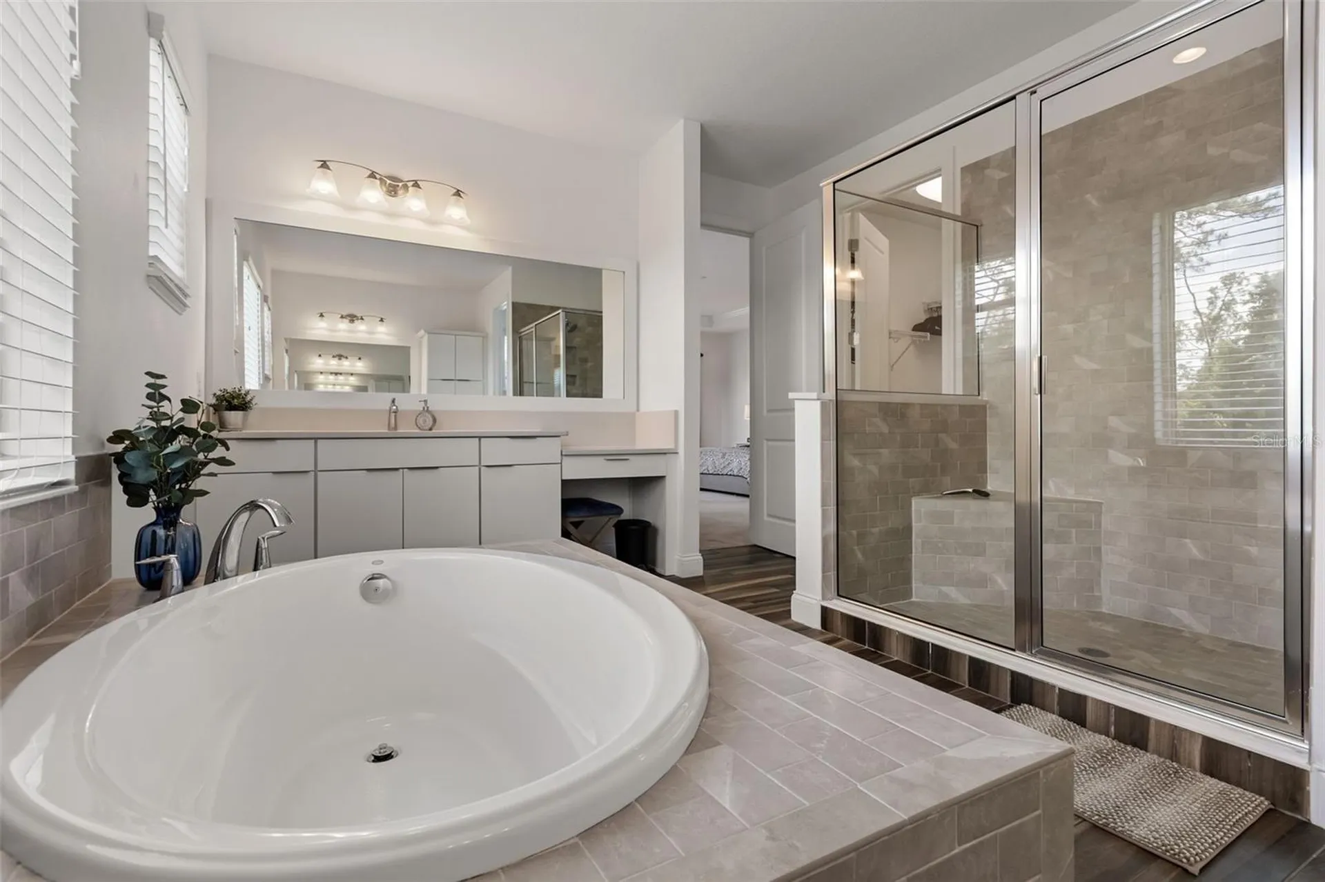 10396 Royal Cypress Way Orlando FL 32836