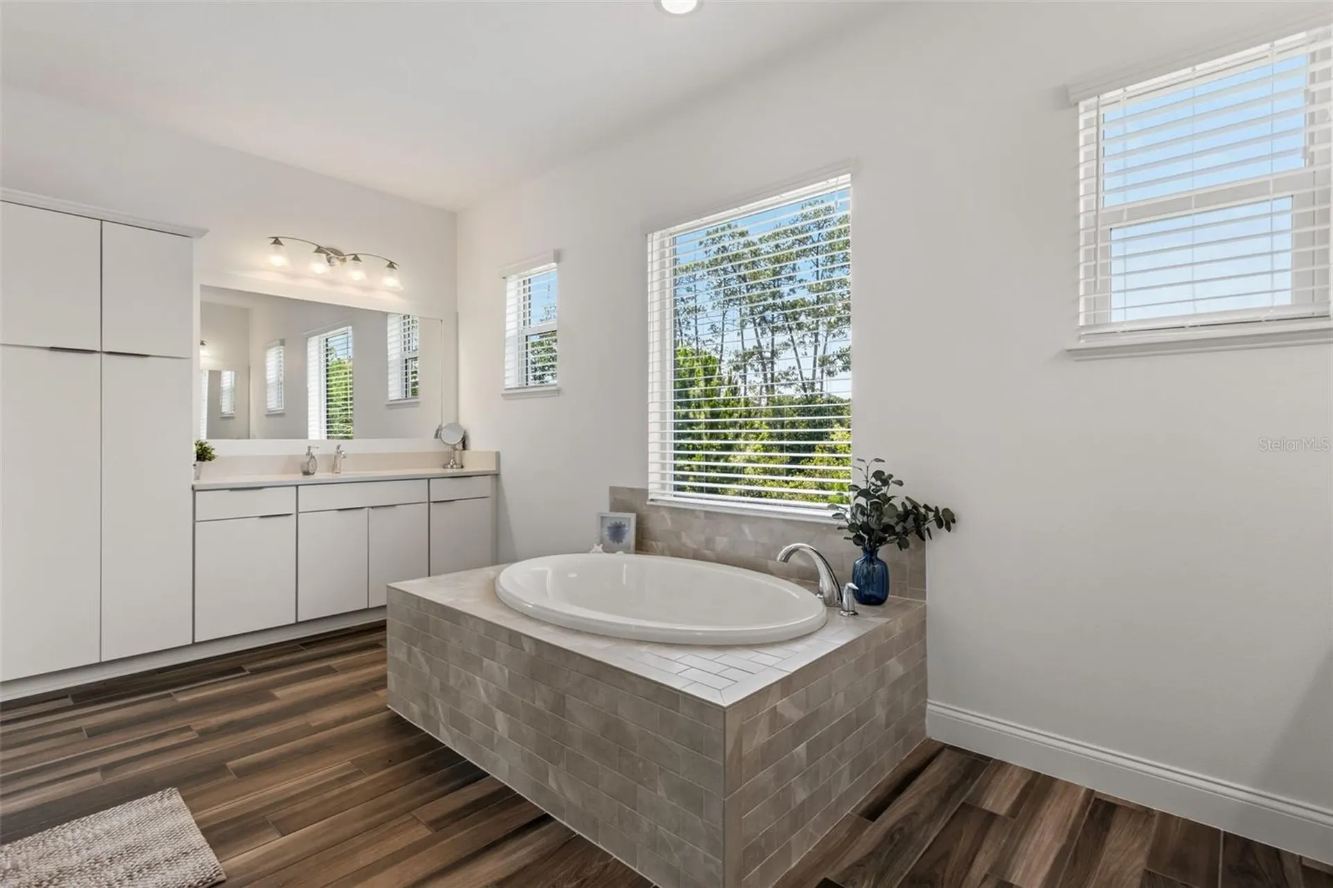 10396 Royal Cypress Way Orlando FL 32836