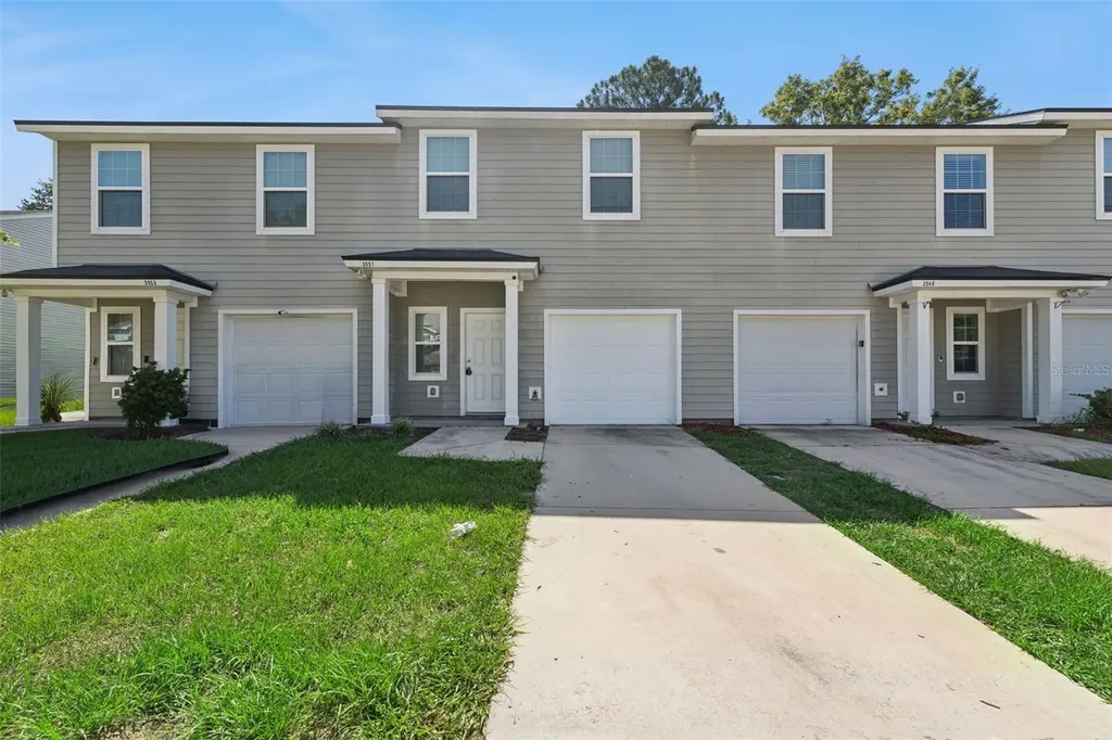 3551 Rain Forest Drive W Jacksonville FL 32277