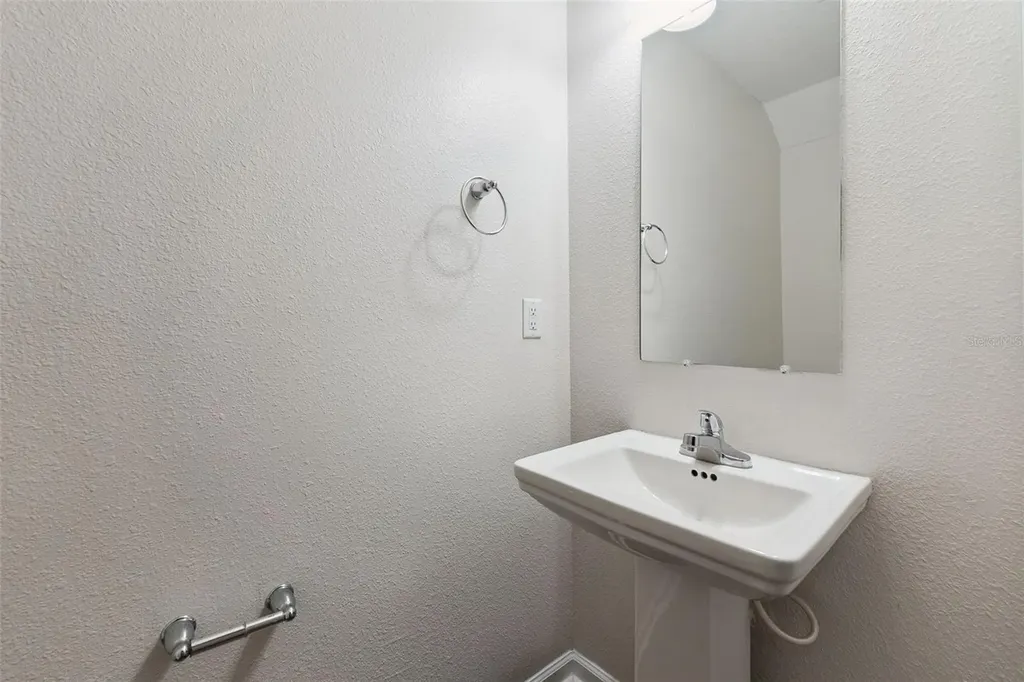 3551 Rain Forest Drive W Jacksonville FL 32277