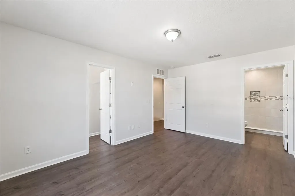 3551 Rain Forest Drive W Jacksonville FL 32277