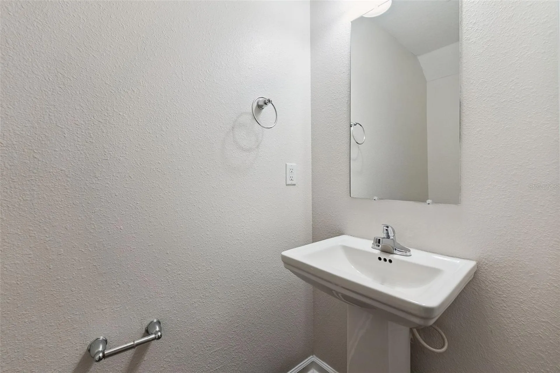 3551 Rain Forest Drive W Jacksonville FL 32277