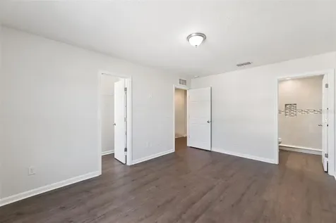 3551 Rain Forest Drive W Jacksonville FL 32277