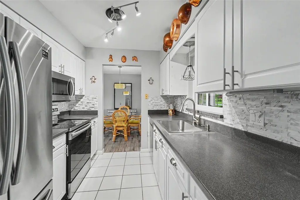 1496 Queen Anne Drive Palm Harbor FL 34684