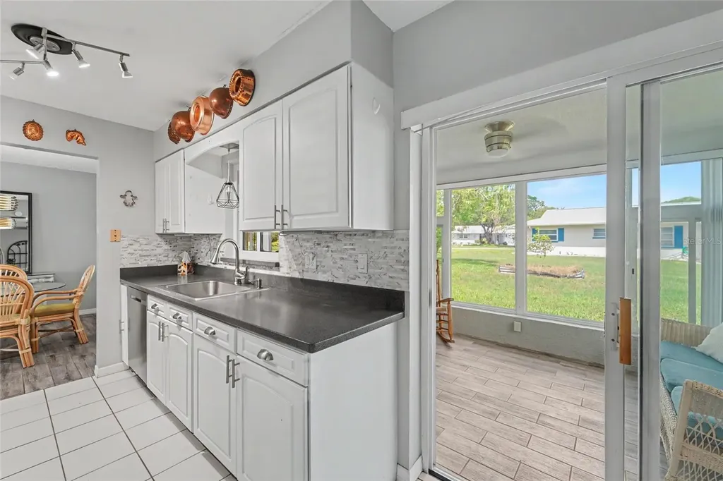 1496 Queen Anne Drive Palm Harbor FL 34684