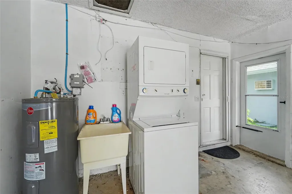 1496 Queen Anne Drive Palm Harbor FL 34684