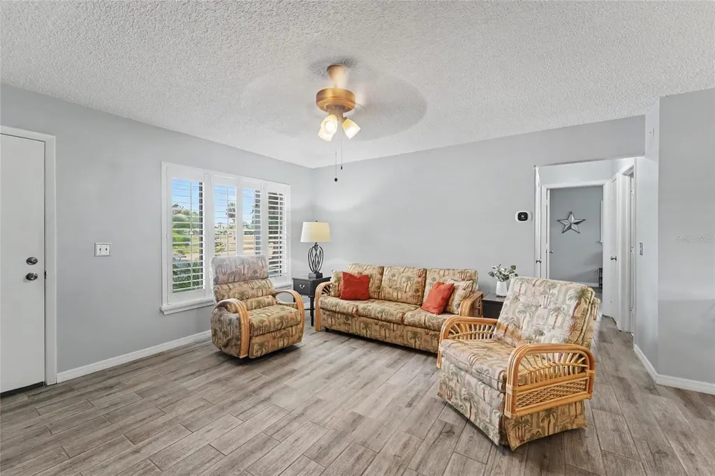 1496 Queen Anne Drive Palm Harbor FL 34684