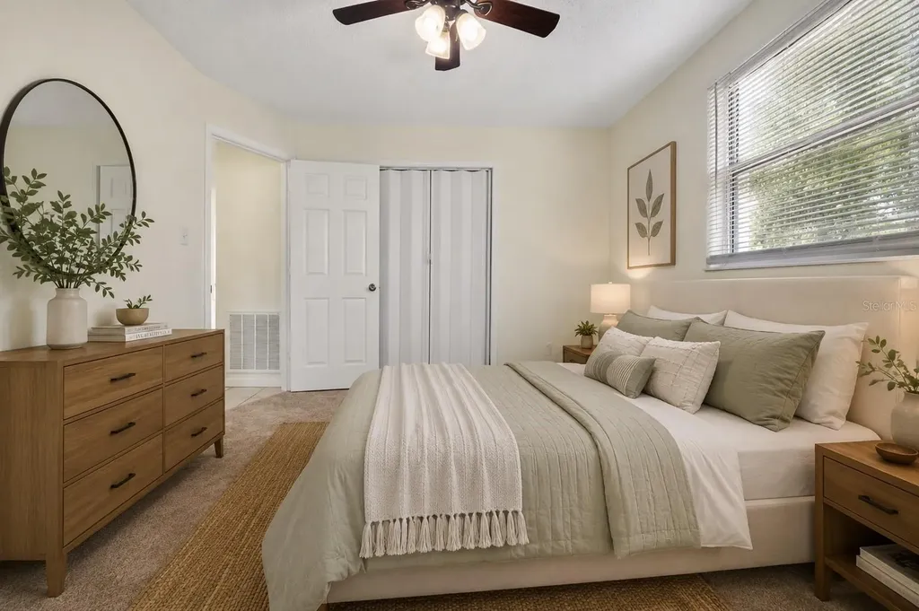 5225 Peach Avenue Seffner FL 33584