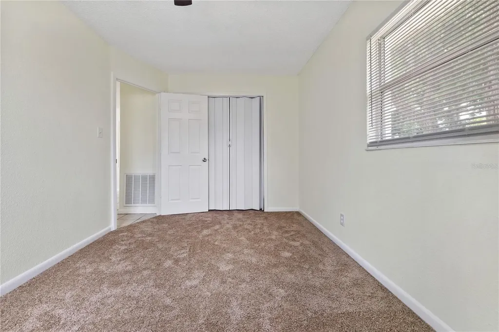 5225 Peach Avenue Seffner FL 33584