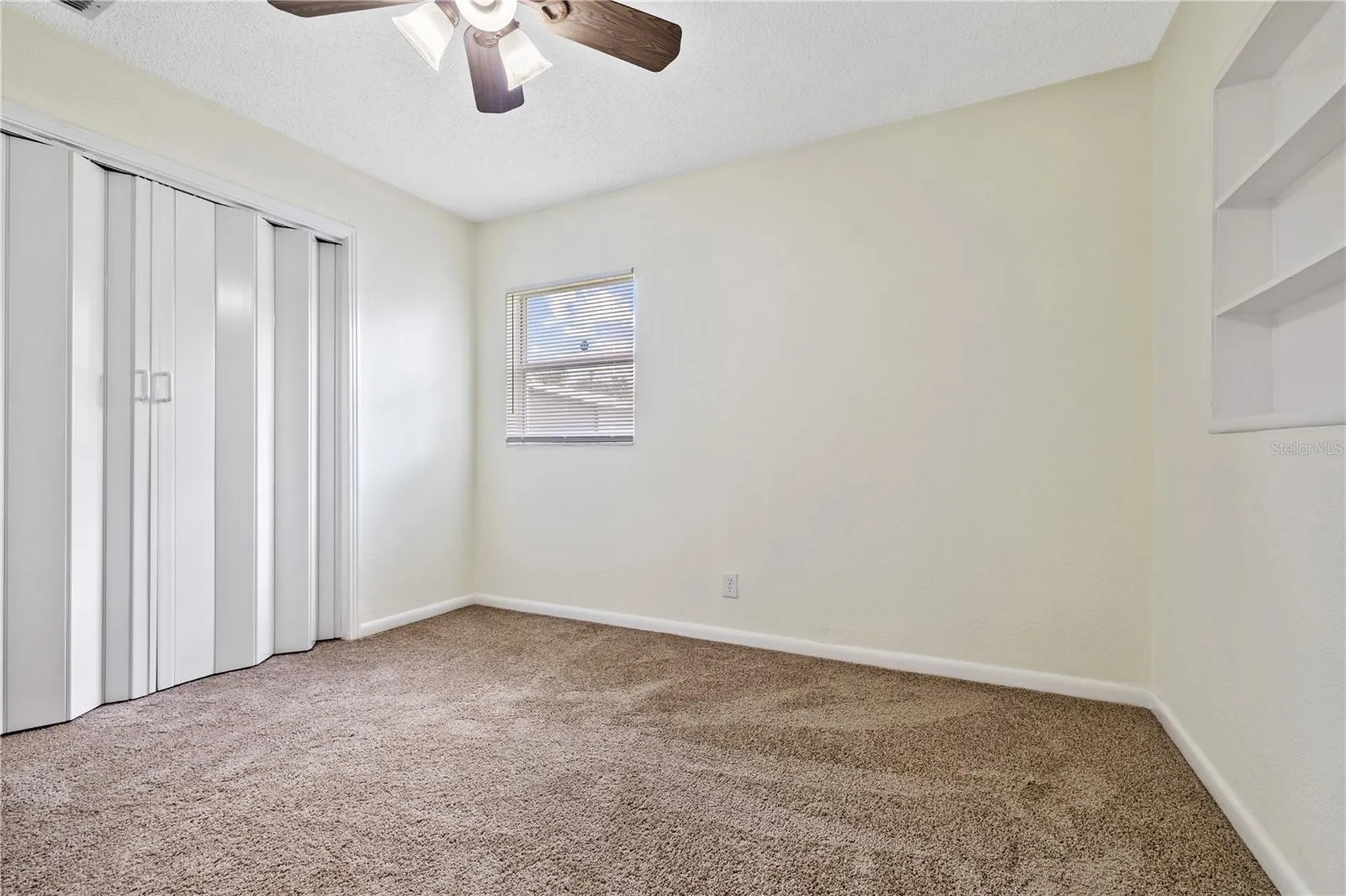 5225 Peach Avenue Seffner FL 33584