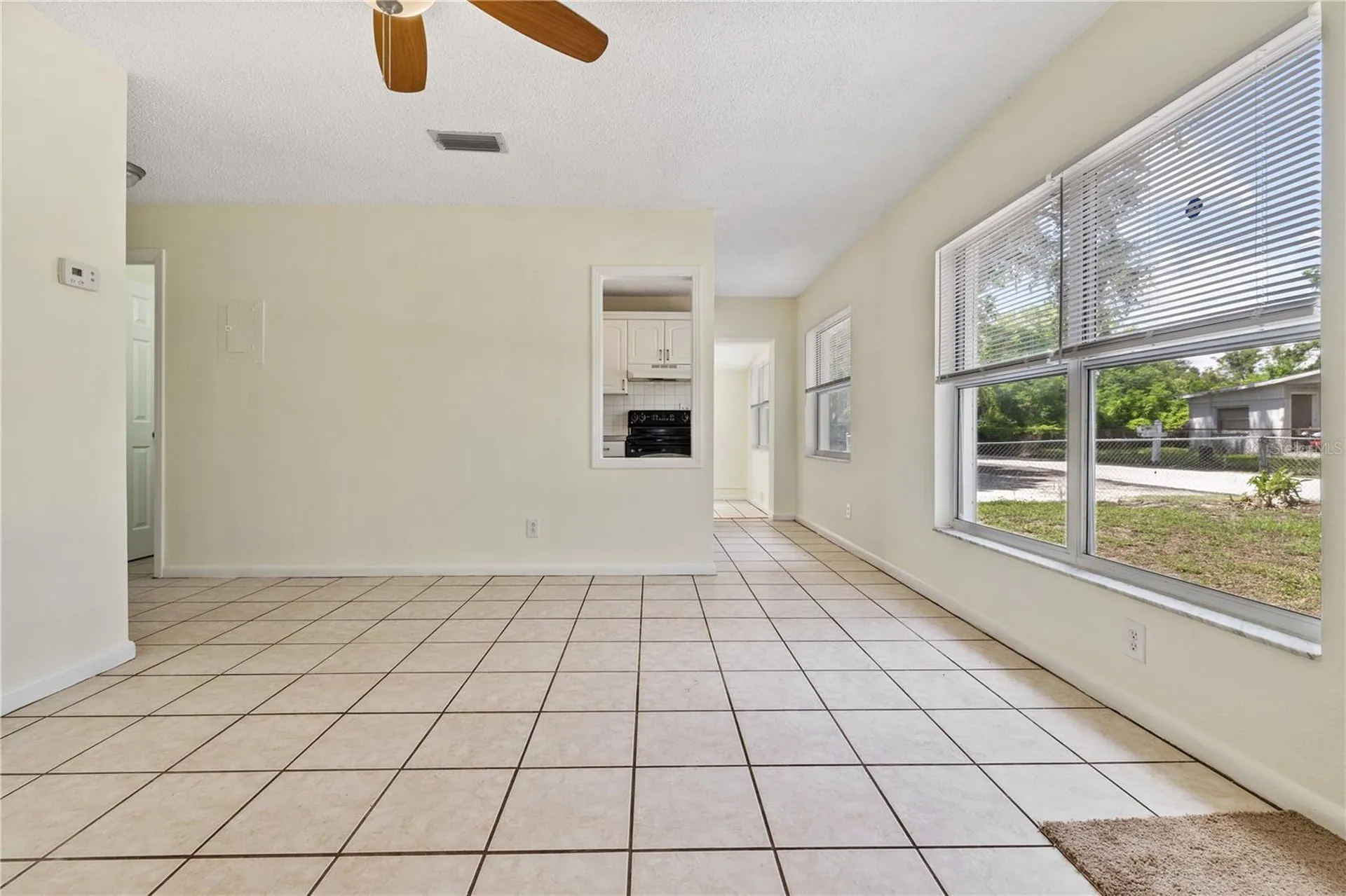 5225 Peach Avenue Seffner FL 33584