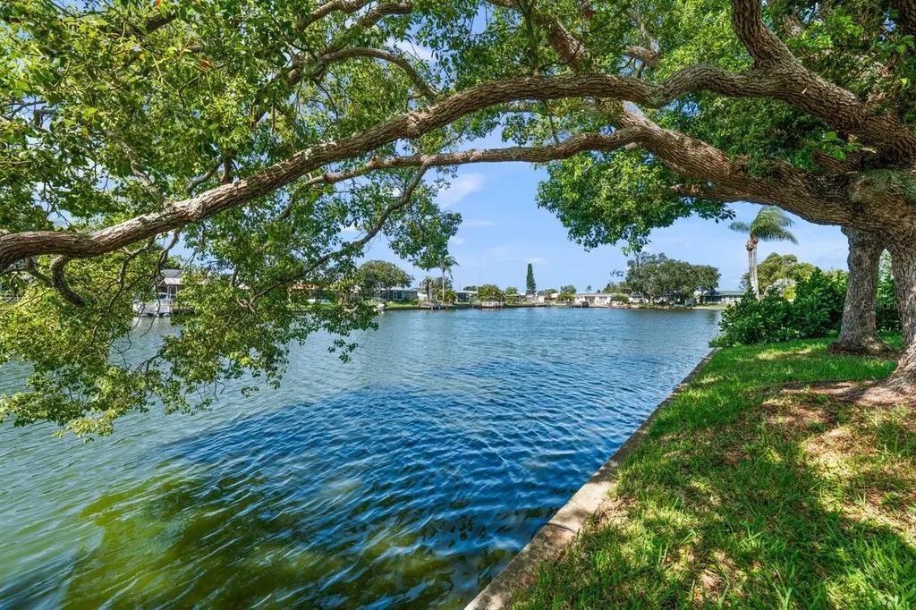 4114 Sunray Drive Holiday FL 34691