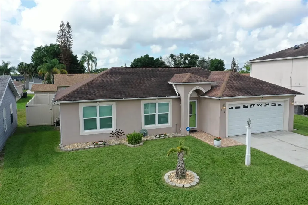 712 Bear Way Poinciana FL 34759