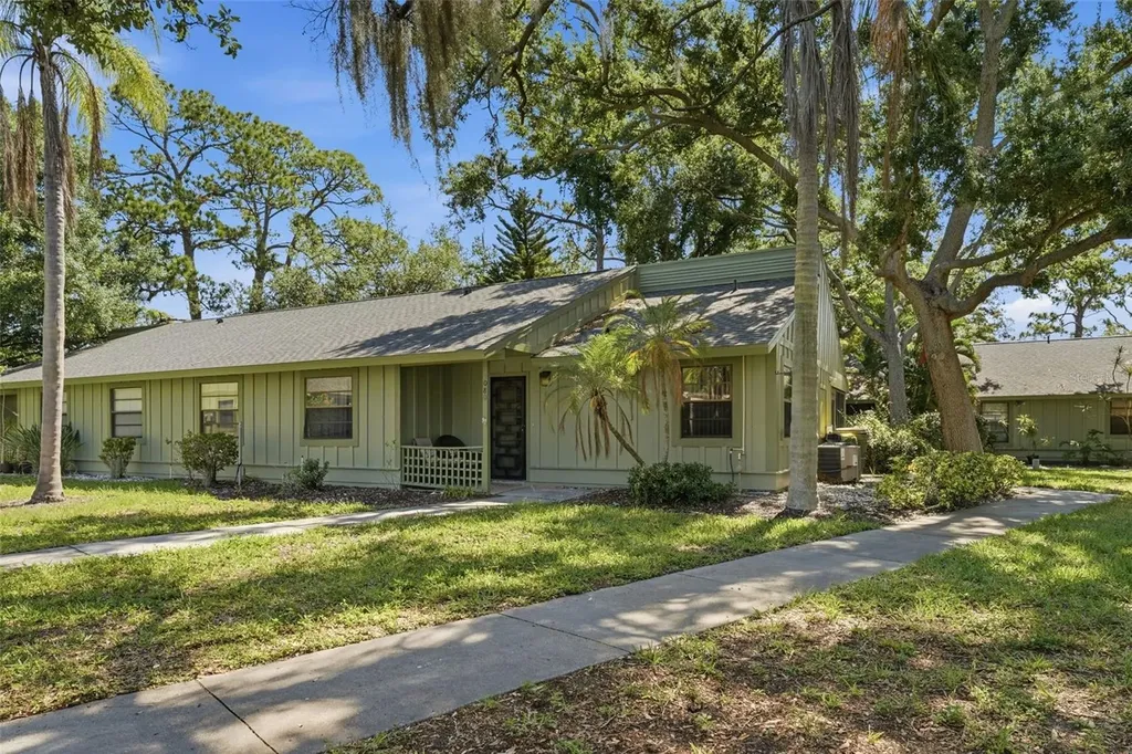 5080 Barrington Circle Sarasota FL 34234