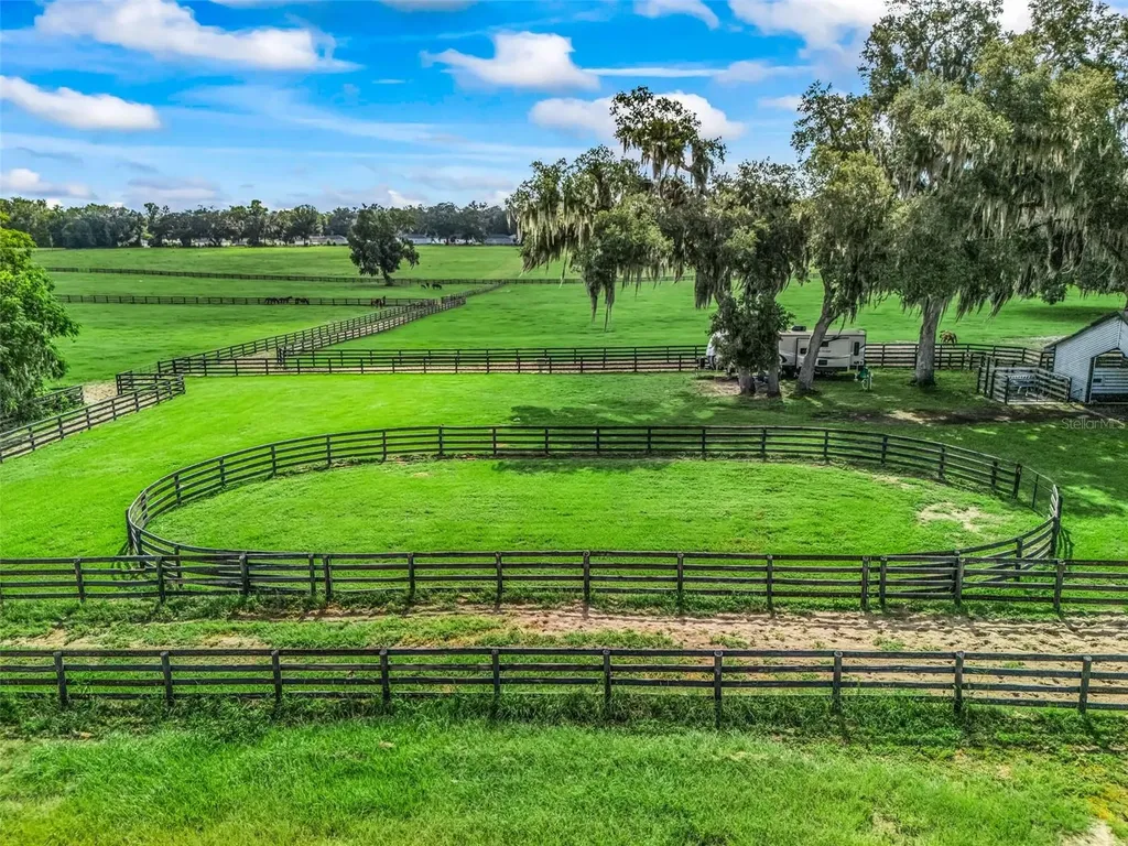 15351 SE 57th Terrace Summerfield FL 34491