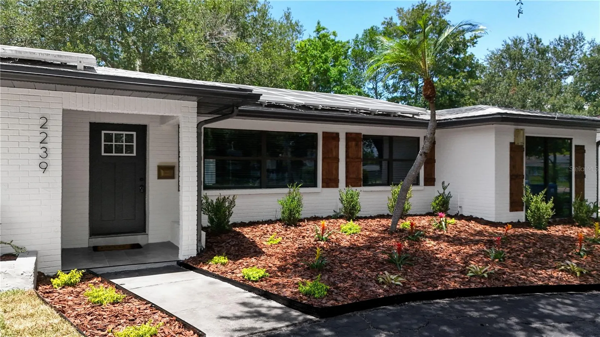 2239 68th Avenue N St Petersburg FL 33702