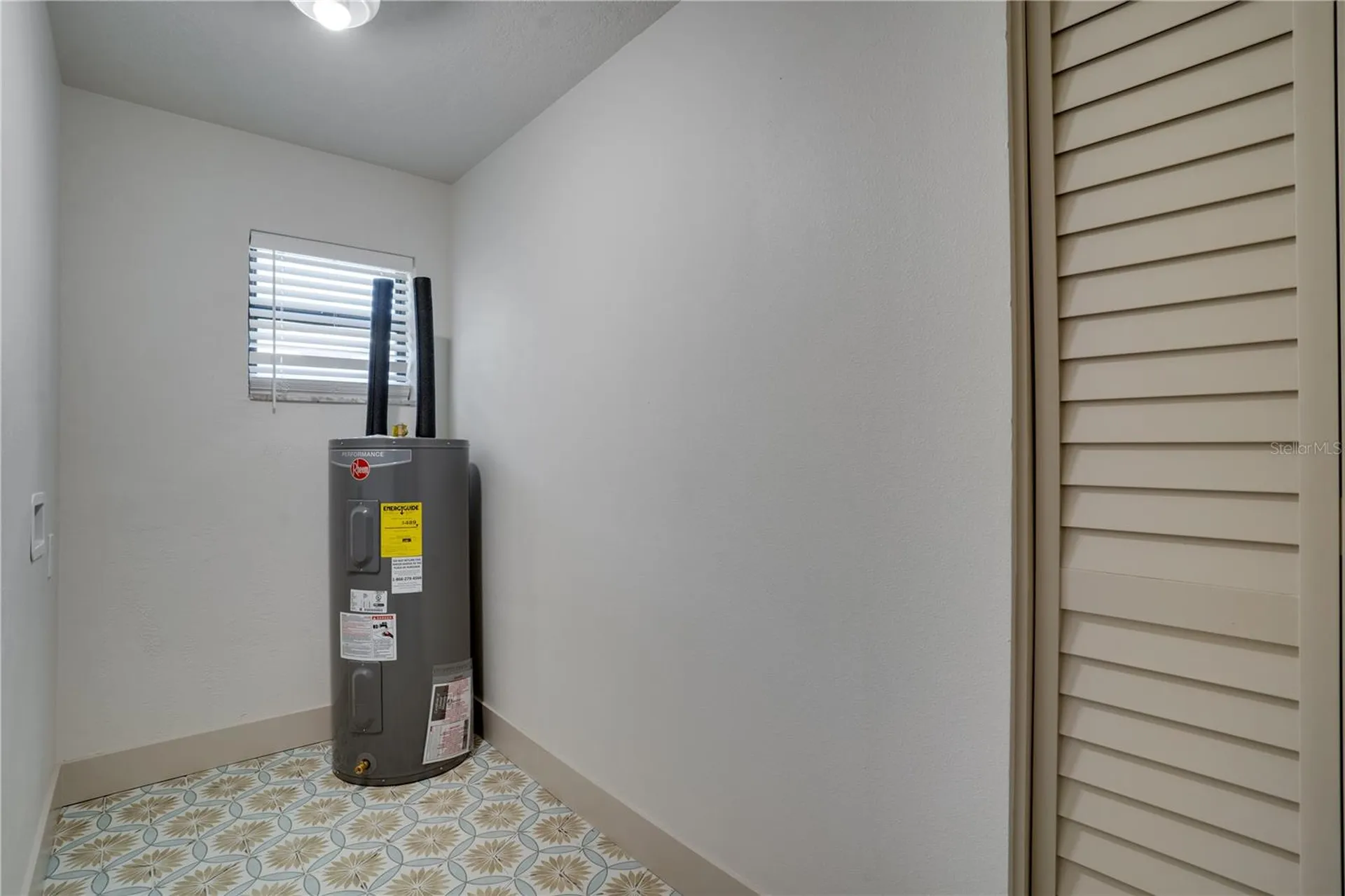 2239 68th Avenue N St Petersburg FL 33702