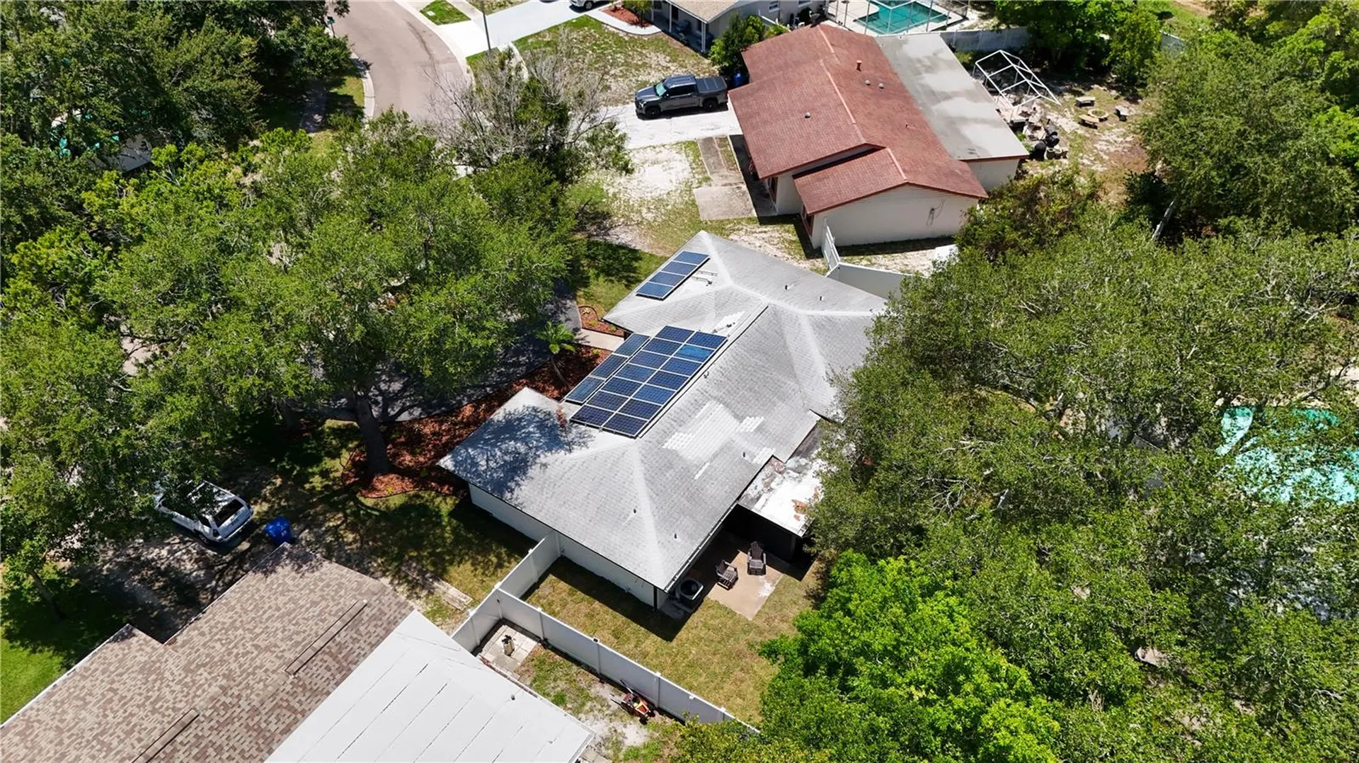 2239 68th Avenue N St Petersburg FL 33702