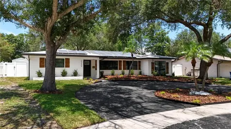 2239 68th Avenue N St Petersburg FL 33702