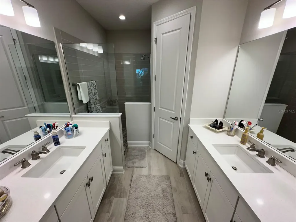 4727 Willow Bend Avenue Parrish FL 34219
