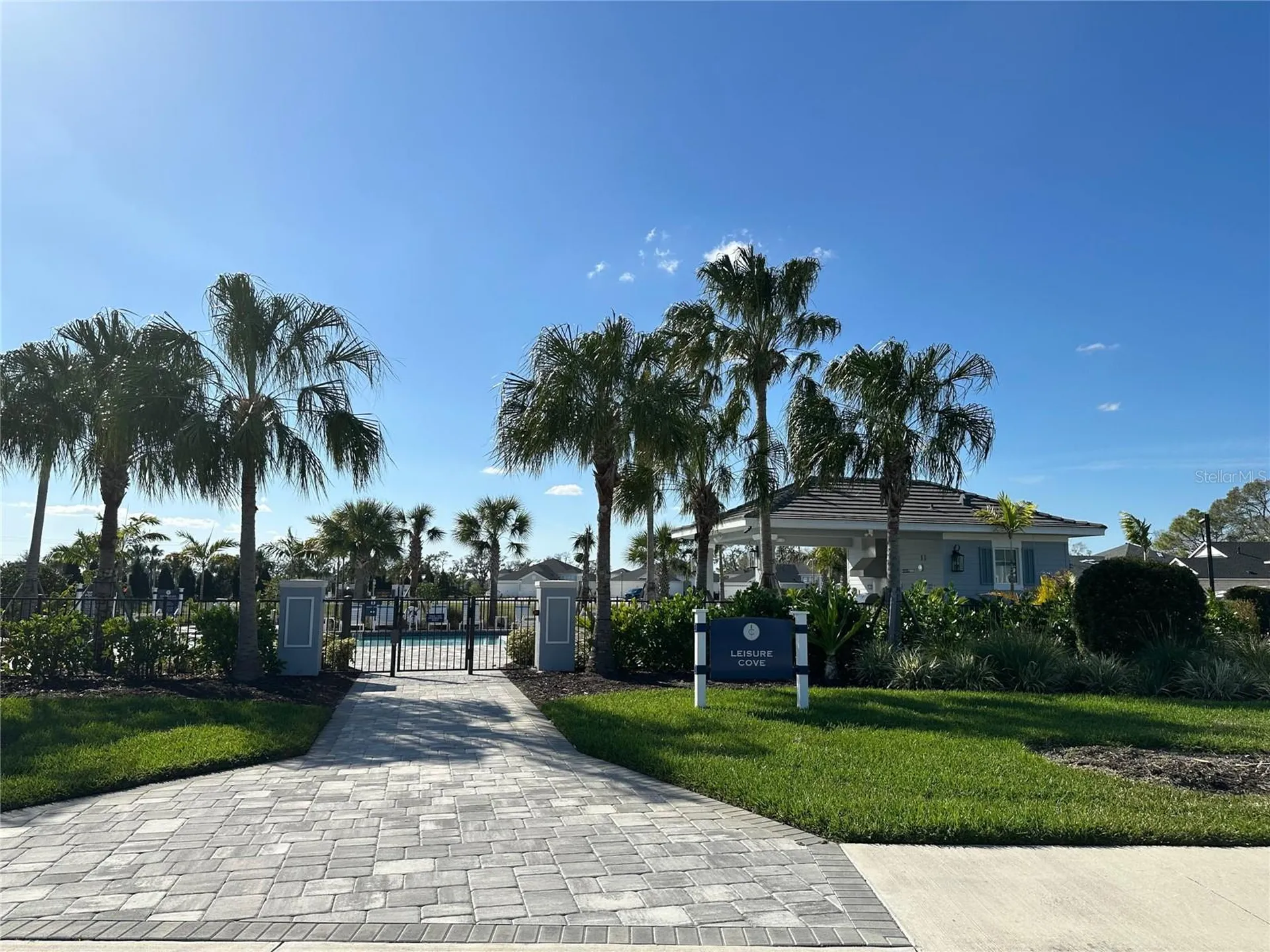 4727 Willow Bend Avenue Parrish FL 34219