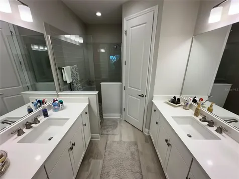 4727 Willow Bend Avenue Parrish FL 34219