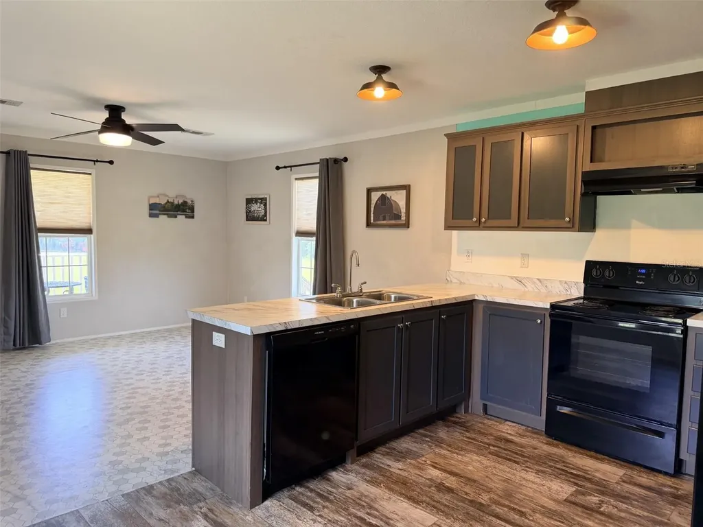 628 NE 816 Avenue Old Town FL 32680
