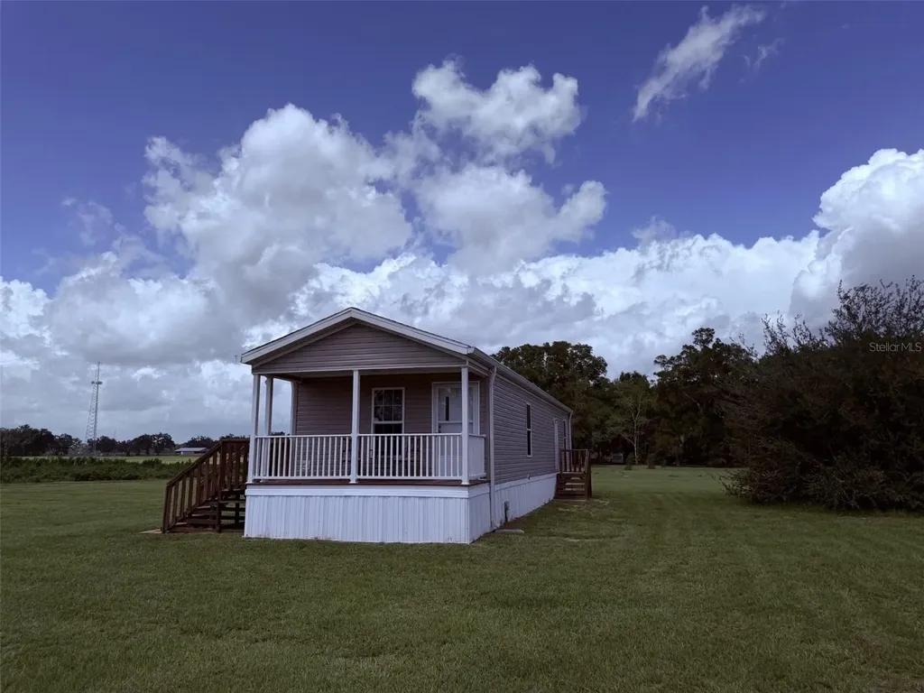 628 NE 816 Avenue Old Town FL 32680