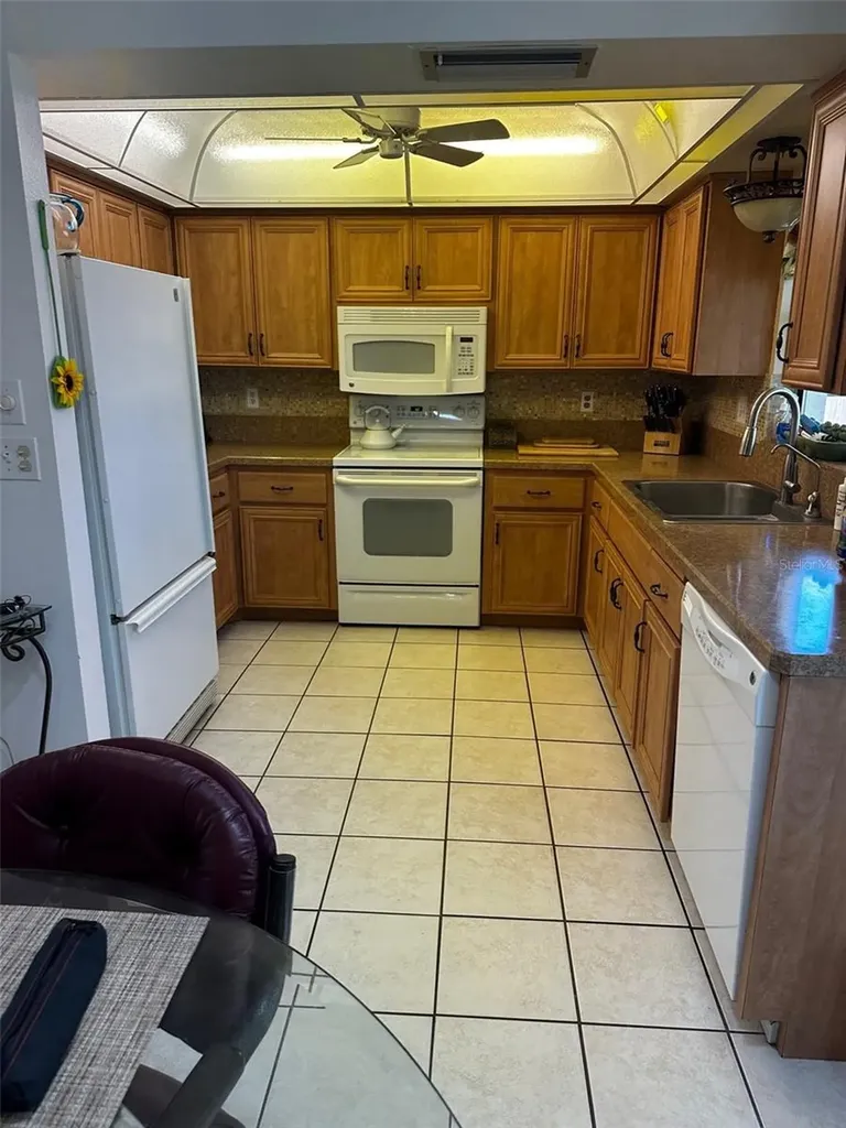 2425 Doud Street Sarasota FL 34231