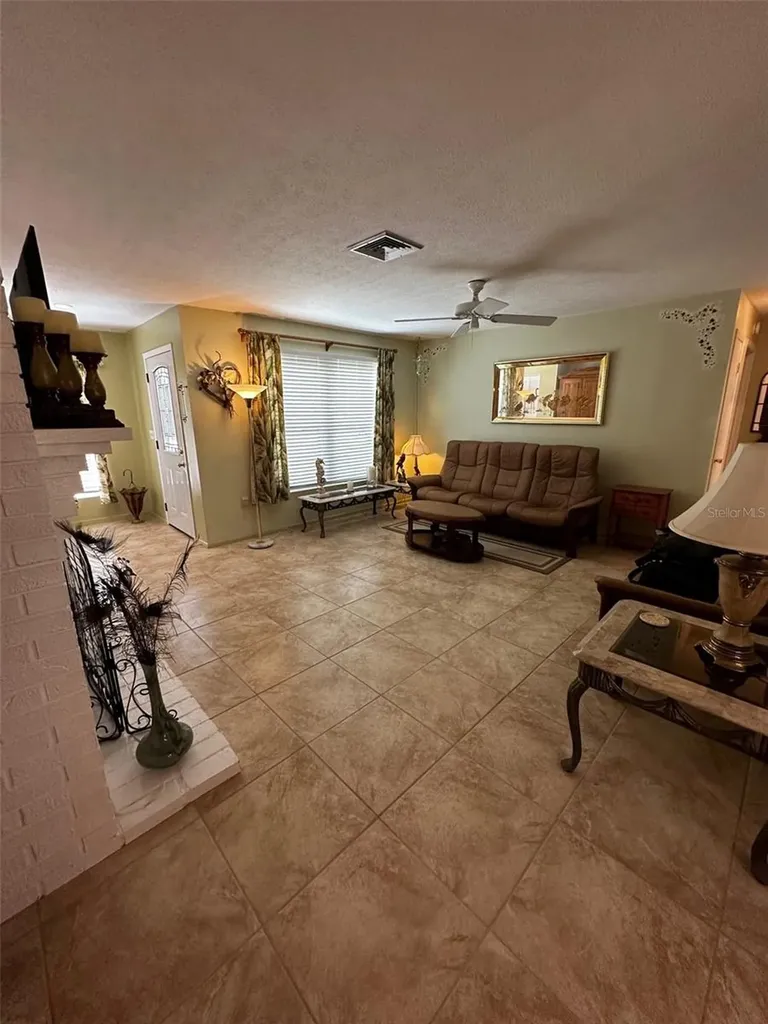 2425 Doud Street Sarasota FL 34231