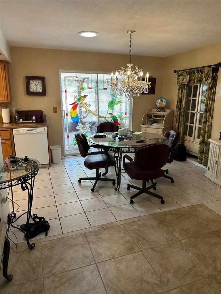 2425 Doud Street Sarasota FL 34231