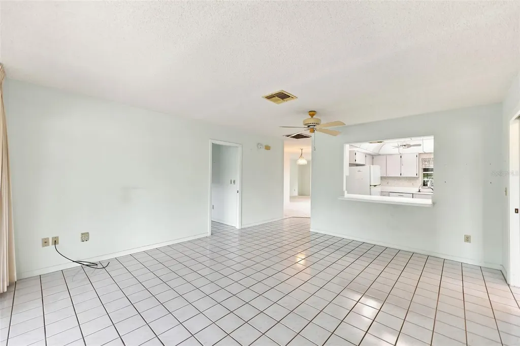 127 Wintersong Lane Sun City Center FL 33573