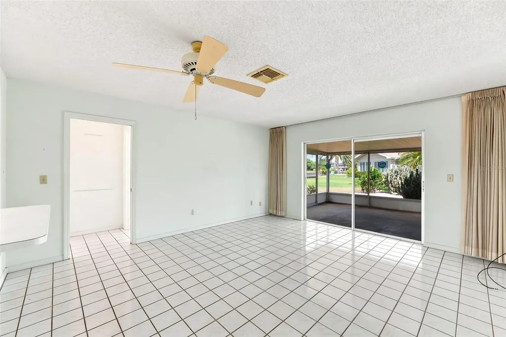 127 Wintersong Lane Sun City Center FL 33573