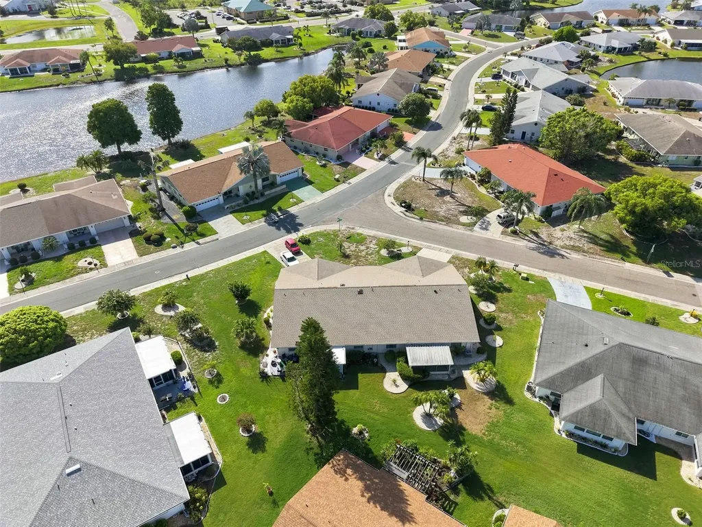127 Wintersong Lane Sun City Center FL 33573