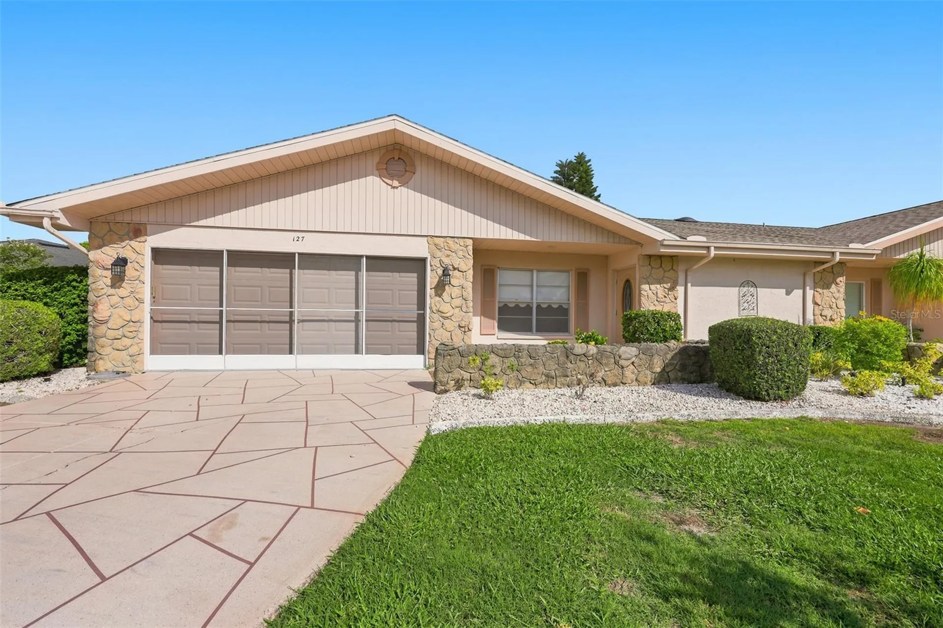 127 Wintersong Lane Sun City Center FL 33573