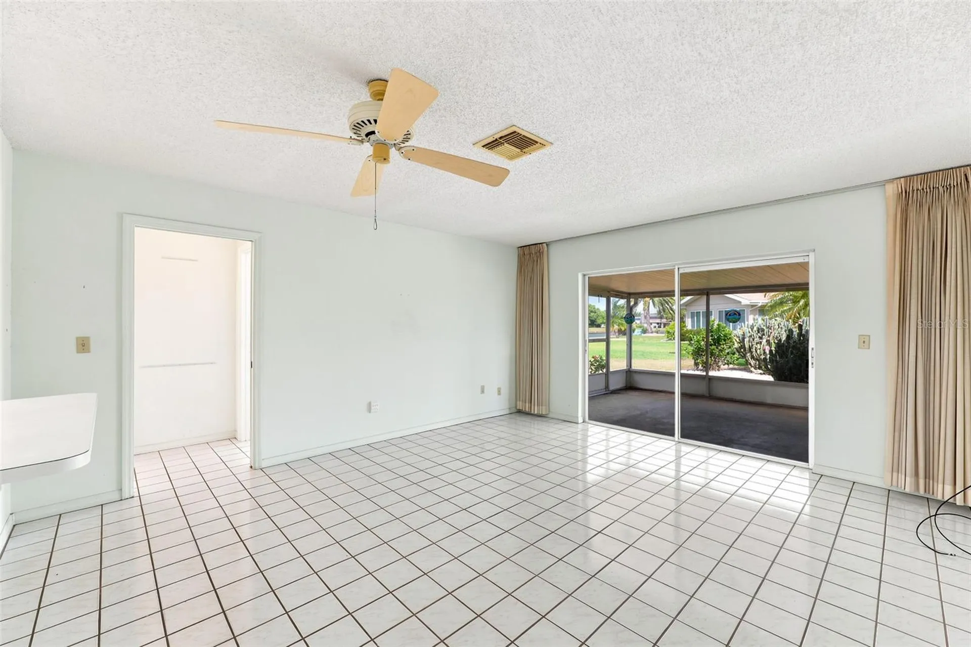 127 Wintersong Lane Sun City Center FL 33573