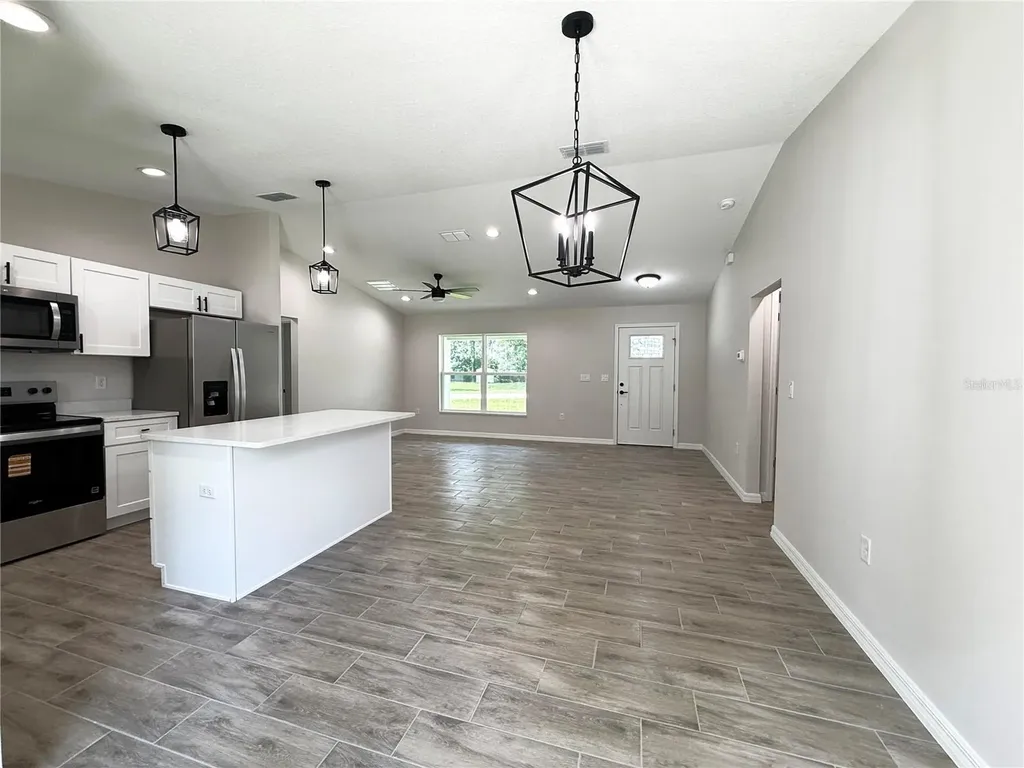 6135 NW 69th Court Ocala FL 34482