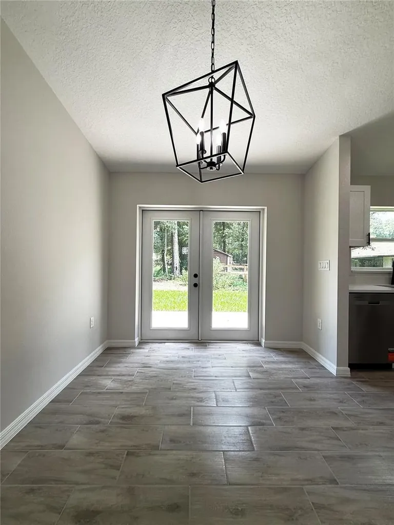 6135 NW 69th Court Ocala FL 34482