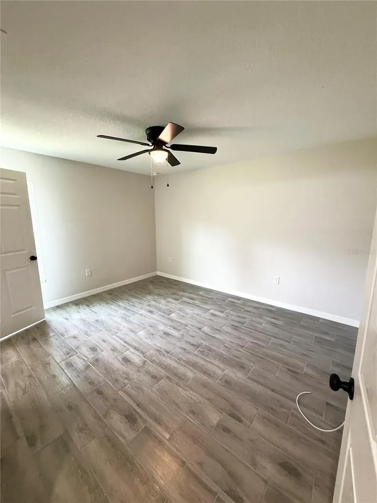 6135 NW 69th Court Ocala FL 34482