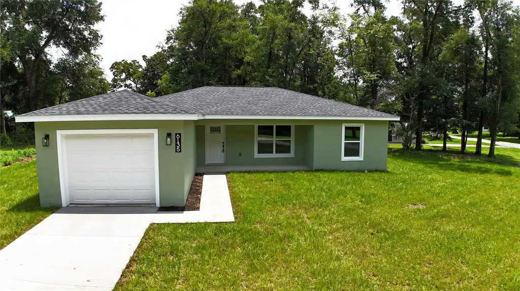 6135 NW 69th Court Ocala FL 34482