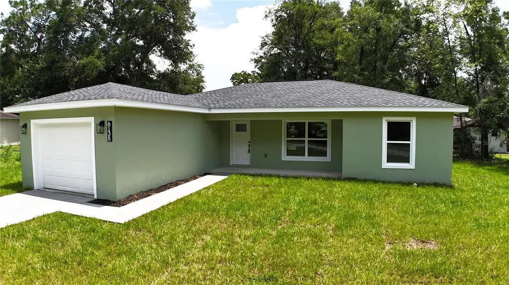6135 NW 69th Court Ocala FL 34482