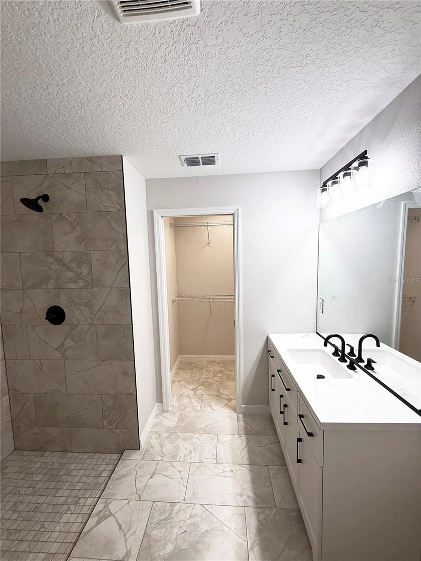 6135 NW 69th Court Ocala FL 34482