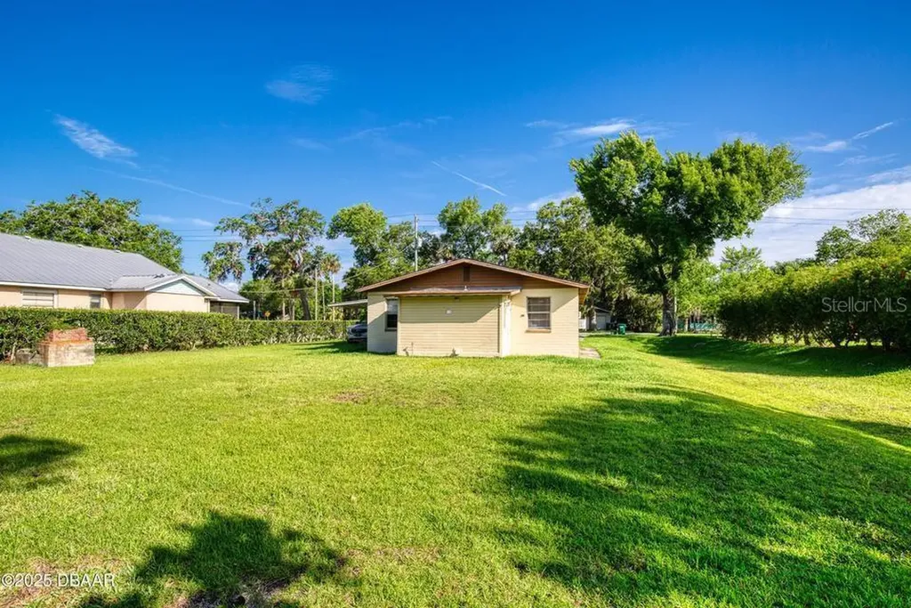 815 8th Street Daytona Beach FL 32117