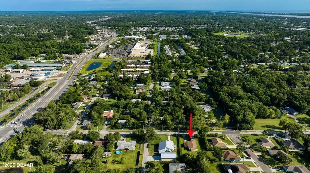 815 8th Street Daytona Beach FL 32117