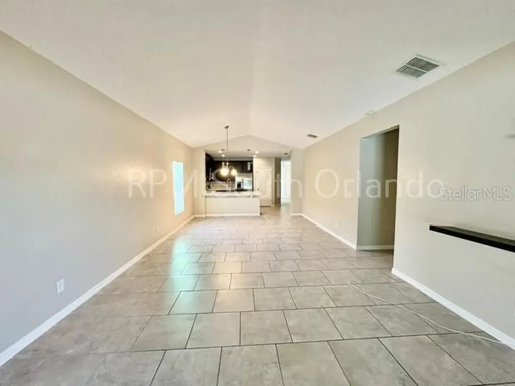 2751 Wadeview Loop St Cloud FL 34769