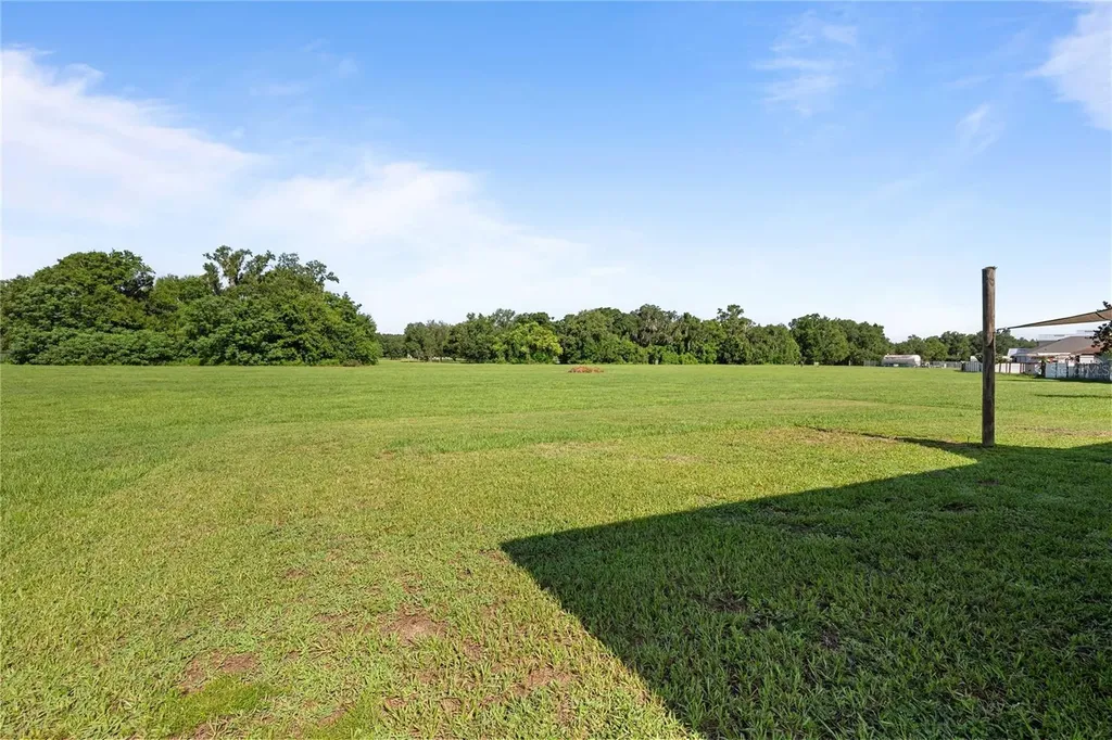 2420 SE 75th Boulevard Bushnell FL 33513