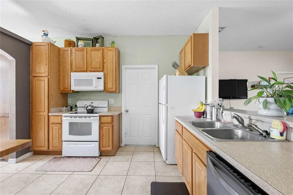 2420 SE 75th Boulevard Bushnell FL 33513