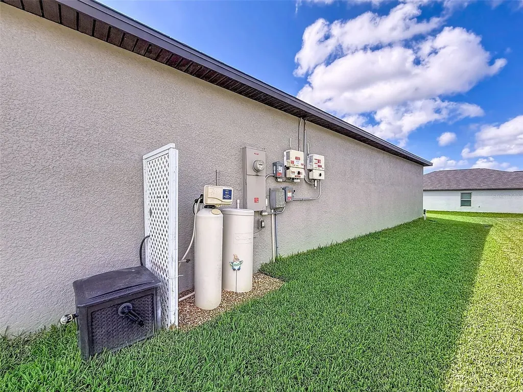 13360 Willow Bluestar Loop Riverview FL 33579